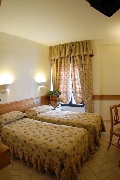 Hotel Pace San Giovanni Rotondo Værelse billede